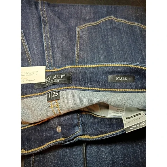 NWT Judy Blue Heavenly Jeans Womens 1/25 Blue Dark Wash High Waist Flare Raw Hem - Picture 2 of 9